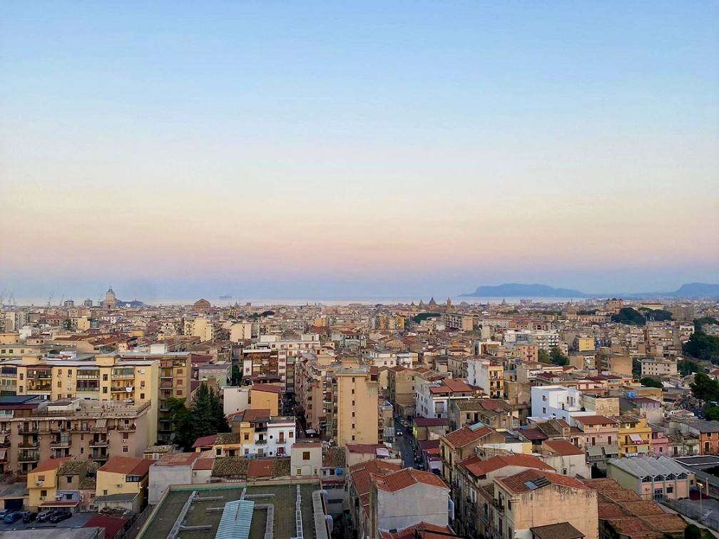 Two-room apartment Via Corradino Di Svevia, Palermo (neighborhood Zisa) - photo 2