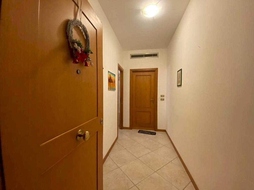 Two-room apartment Via Corradino Di Svevia, Palermo (neighborhood Zisa) - photo 3