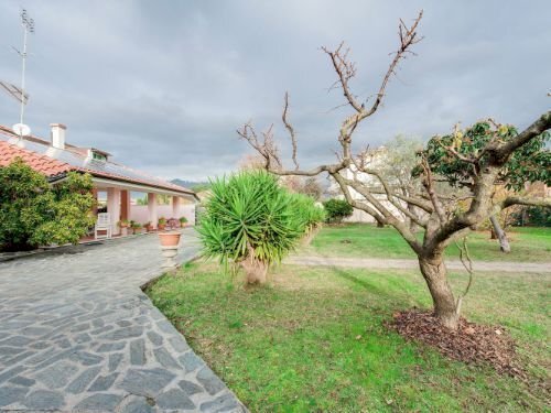 img_379_1.jpg - Villa Via Privata Villa Ceci 21, Carrara - foto 2