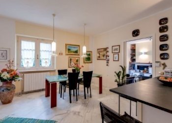 img_379_25.jpg - Villa Via Privata Villa Ceci 21, Carrara - foto 24