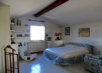 DSC07278.jpg - Mansarda Sarzana - foto 7