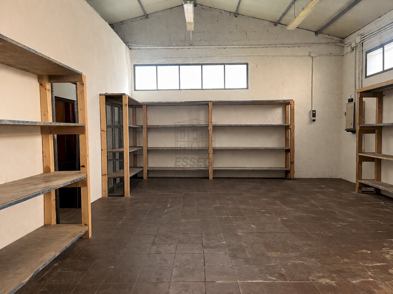 capannone7.png - Locale Commerciale Via Nuova di Guamo 144, Capannori - foto 2