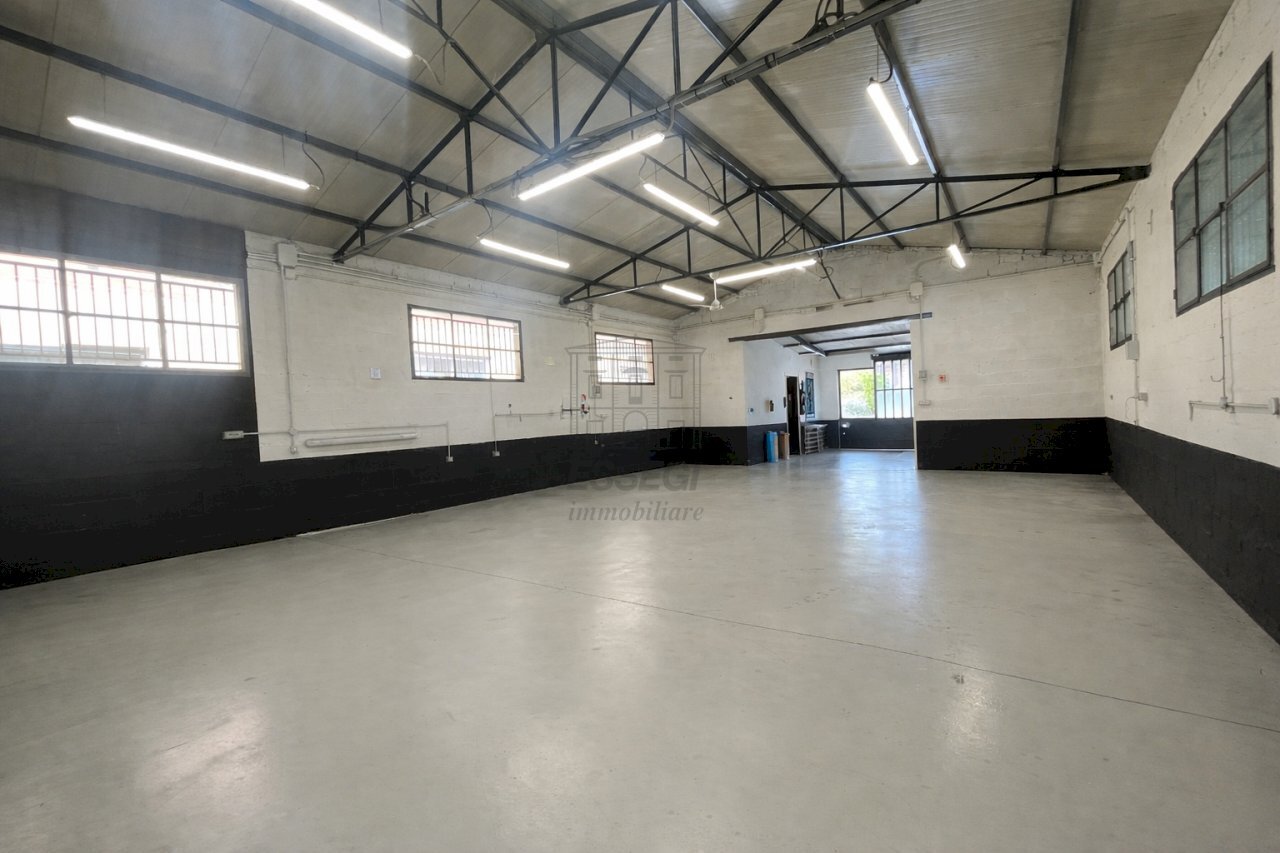 capannone6.png - Locale Commerciale Via Nuova di Guamo 144, Capannori - foto 3