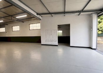 capannone5.png - Locale Commerciale Via Nuova di Guamo 144, Capannori - foto 4