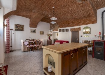 Semi-detached house Via Bernezzo, 11, Caraglio - photo 1