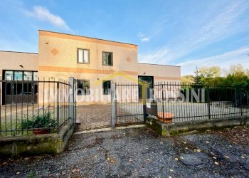esterno - Capannone via Postumia, 45, Varese - foto 25