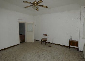 P1000564.jpg - Porzione di casa Belvedere Ostrense - foto 10