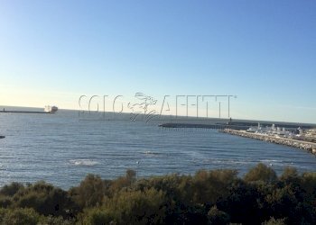 Panorama - One-room apartment Livorno - photo 1