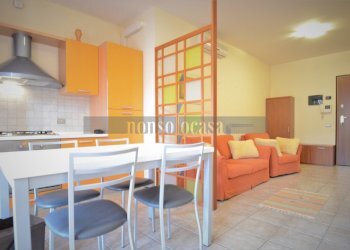 SOGGIORNO CON ANGOLO COTTURA - Three-room apartment Via Antonio Fogazzaro, Assisi - photo 5