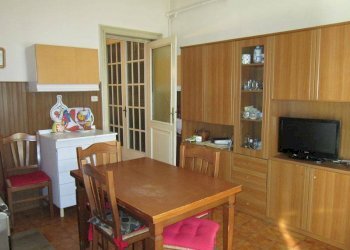CUCINA - Appartamento via Franco Ghione, 1, Acqui Terme - foto 10