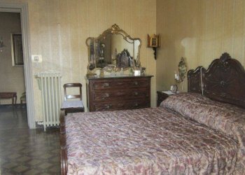 CAMERA 1 - Appartamento via Franco Ghione, 1, Acqui Terme - foto 14