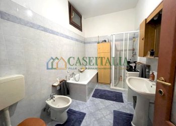 12.jpg - Four-room apartment Samone - photo 14