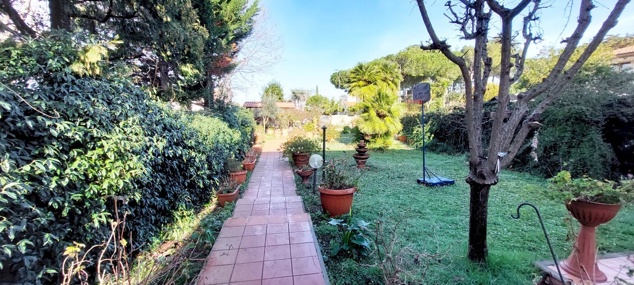 giardino - Villa Livorno - photo 3