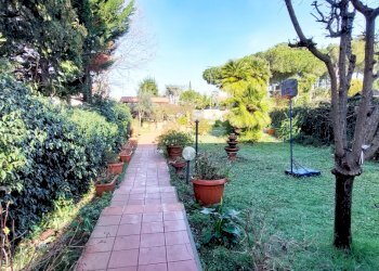 giardino - Villa Livorno - photo 3