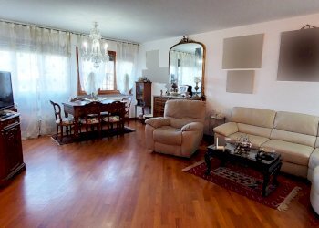 sala - Villa Livorno - photo 8