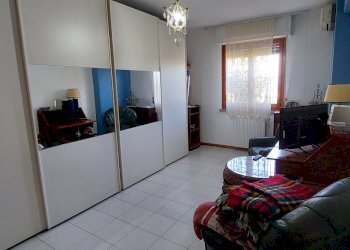 camera2 - Villa Livorno - photo 21