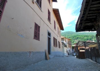 Esterni proprieta - Townhouse via Castello  4, Dongo - photo 1