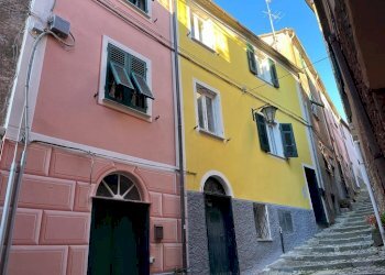 WhatsApp Image 2022-11-05 at 17.25.00 (1).jpeg - Rustico Via alla Chiesa 96, Castiglione Chiavarese - foto 1