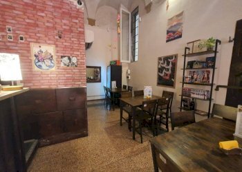 Interno non residenziale - Bar Tavola Calda - Fredda via San Vitale, Bologna (zona Centro Storico) - foto 3