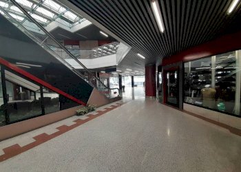 Negozio via Giuseppe Piazzi, 38, Sondrio - foto 4