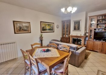 20221112_124112.jpg - Appartamento Dicomano - foto 3