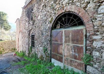 casa colonica da ristrutturare con giardino DJI_02 - Casale Via del Cimitero Diciannovesima 532, Lucca - foto 7