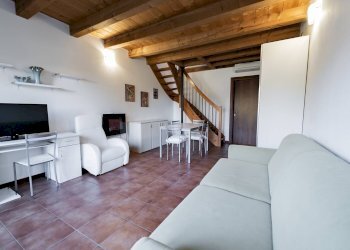 Bilocale via Brolo, Castelnuovo del Garda - foto 1