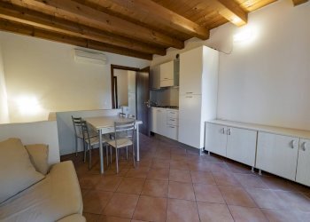 Quadrilocale via Brolo, Castelnuovo del Garda - foto 2