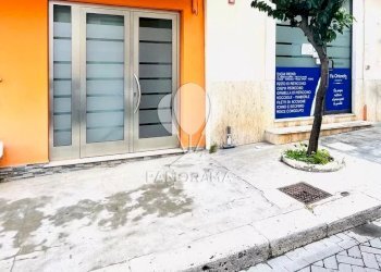 Locale Commerciale VIA LIBERTA', Balestrate - foto 2