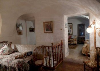 torri aspl 13.jpg - Porzione di casa Vico Chiuso 2, Ventimiglia - foto 12