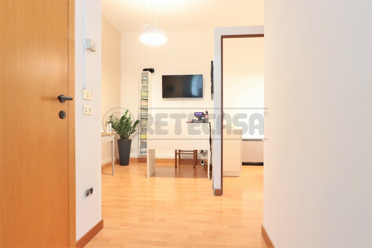 IMG_1986.JPG - Locale Commerciale Via Ronchi, Longare - foto 1