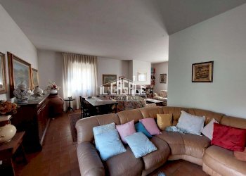 villadicomano8-min.jpg - Villa Dicomano - foto 8