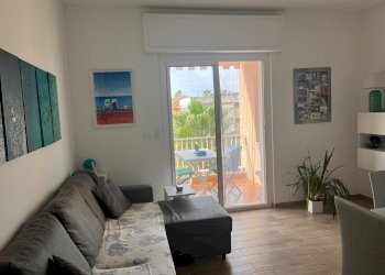 One-room apartment Bordighera - photo 2