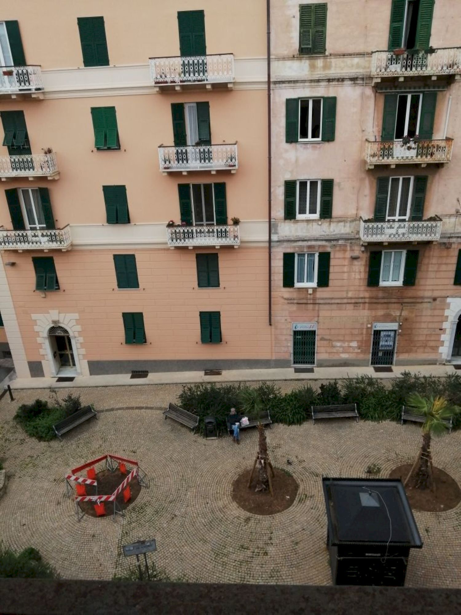 Quadrilocale via de Nicolay, Genova (zona Pegli) - foto 2