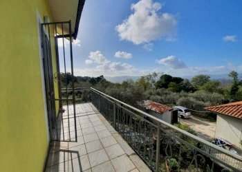 balcone - Casa semi indipendente Sarzana - foto 2