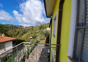 balcone - Casa semi indipendente Sarzana - foto 19