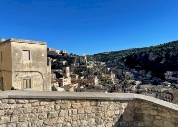 IMG_9220.jpg - Villa Modica - foto 1