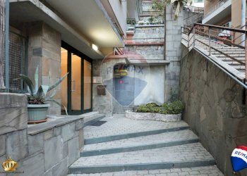 Trilocale Via Ariosto, 12 
 Rivarolo, Genova (zona Rivarolo) - foto 44