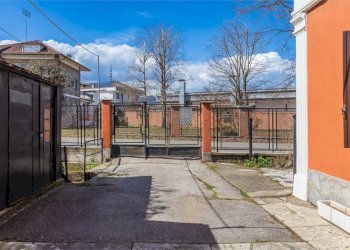 Trilocale VIA CROCETTA 15, frazione San Rocco Castagnaretta, Cuneo - foto 38