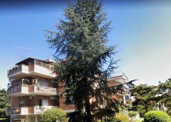 palazzina - Quadrilocale Via Accumoli, Roma - foto 4