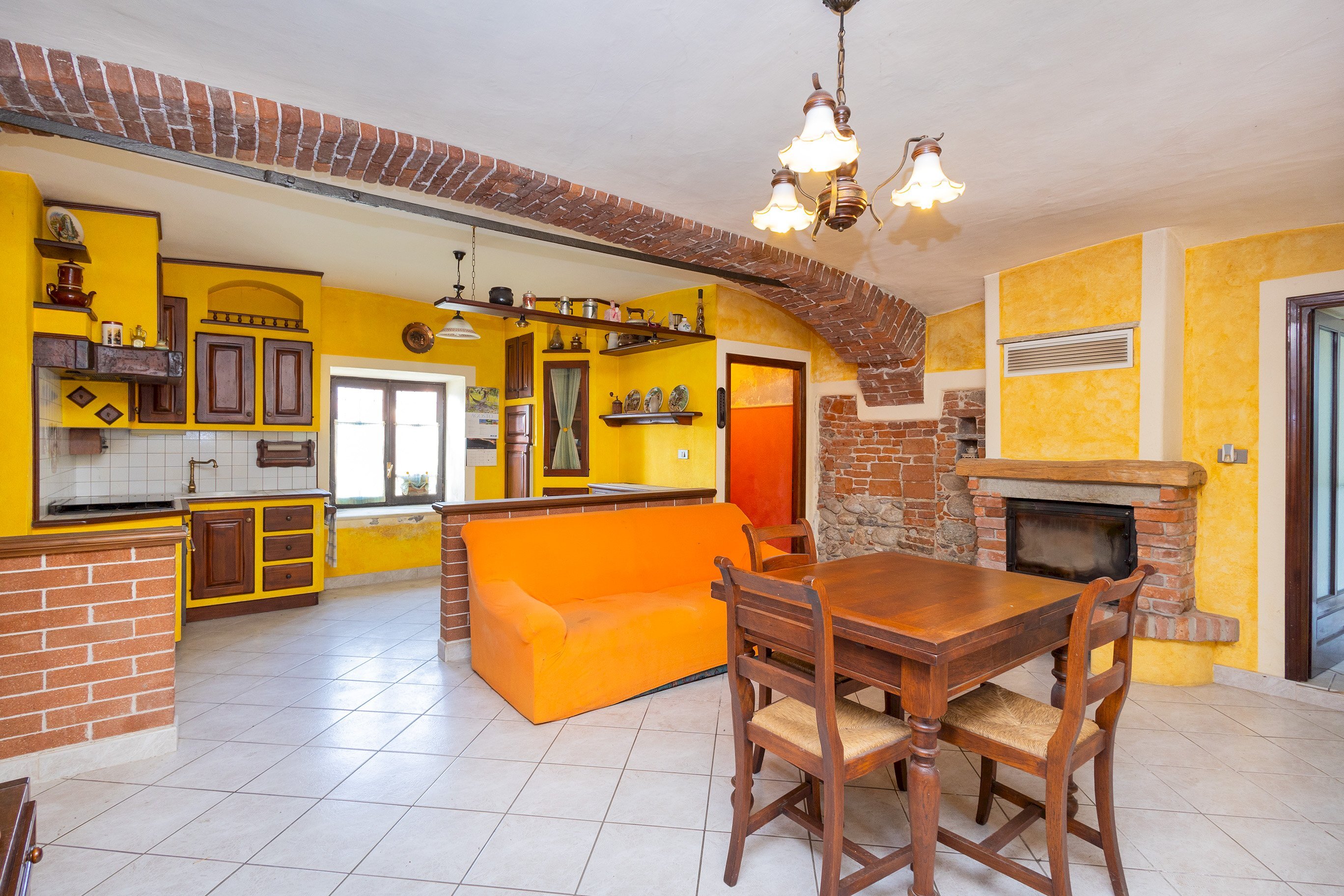 Portion of a house via Torrazza, 68, Bernezzo - photo 1