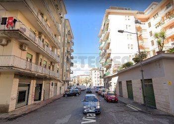 strada.jpg - Commercial Premises Via Raffaele Fatigati 13-15, Salerno - photo 2