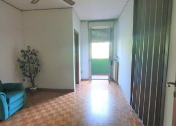 06 camera.jpg - Appartamento via Notari  119, Modena - foto 6