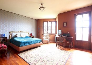 vendesi villa ristrutturata con giardinovendesi vi - Villa Viale Cesare Biondi 68, Barga - foto 20