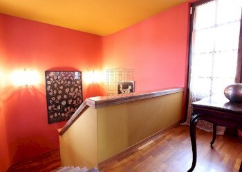 vendesi villa ristrutturata con giardinovendesi vi - Villa Viale Cesare Biondi 68, Barga - foto 17