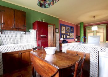 vendesi villa ristrutturata con giardinovendesi vi - Villa Viale Cesare Biondi 68, Barga - foto 13