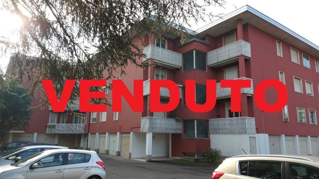 Three-room apartment via Don Giacomo Lattuada, 14, Rho - photo 1