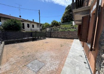 Giardino - Three-room apartment via Corgeno, 31, Vergiate - photo 29