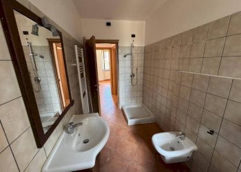 Bagno - Three-room apartment via Corgeno, 31, Vergiate - photo 19