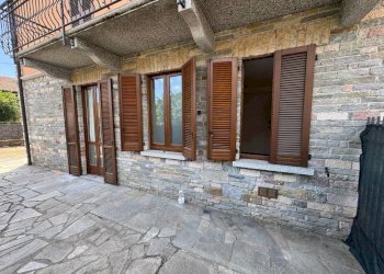 Facciata - Three-room apartment via Corgeno, 31, Vergiate - photo 32